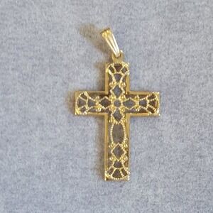 Theda Vintage 1/20 10K Gold Filled Filigree Cross Pendant Small Cottagecore